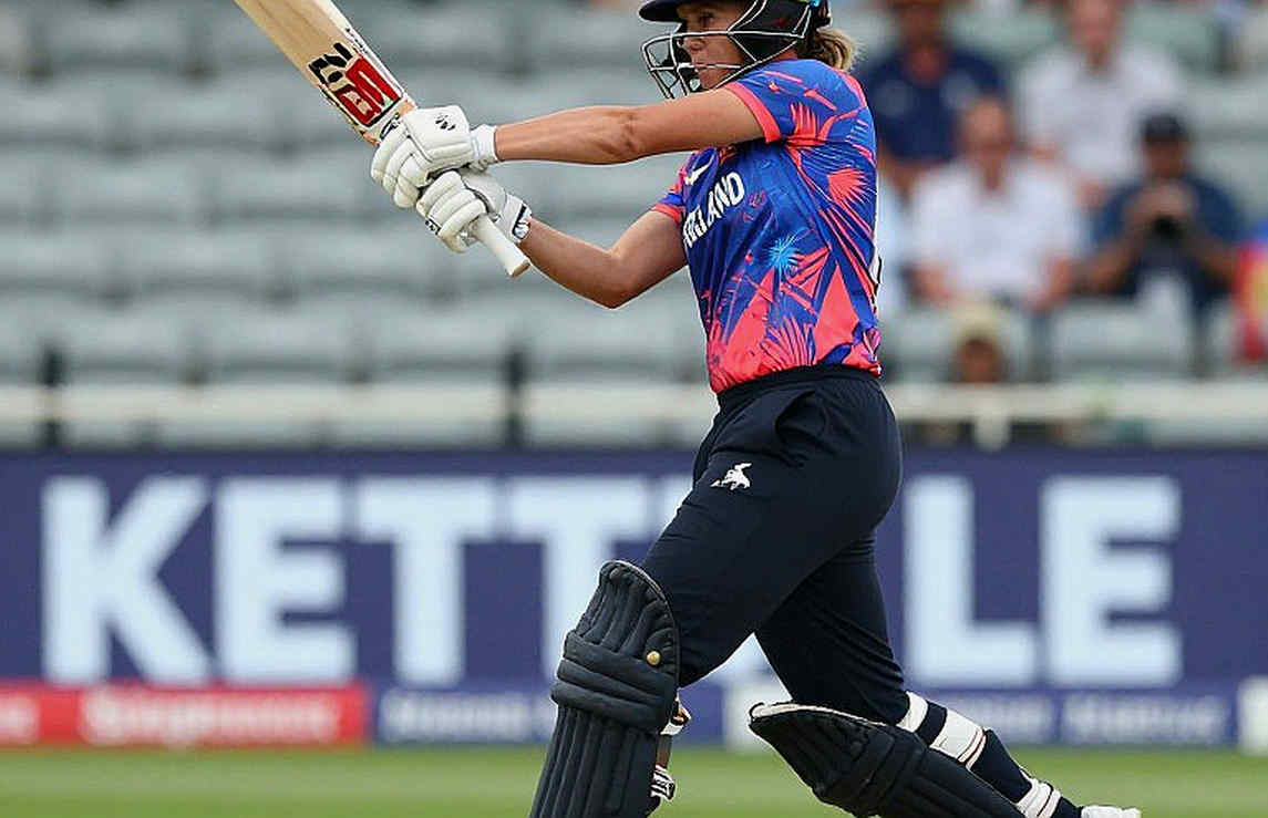 Lankans avoid whitewash in Mendis's record match Lankans avoid whitewash in Mendis's record match