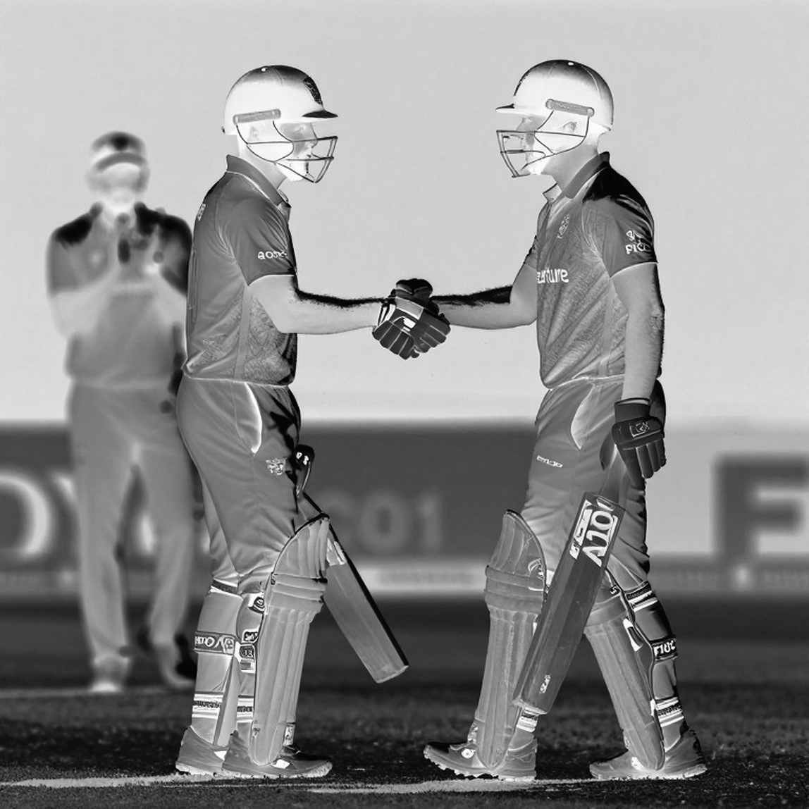 Shoulders Down, Guard Lowered: Lanning, the Stars and the First Real Test of Freelance Cricket Shoulders Down, Guard Lowered: Lanning, the Stars and the First Real Test of Freelance Cricket