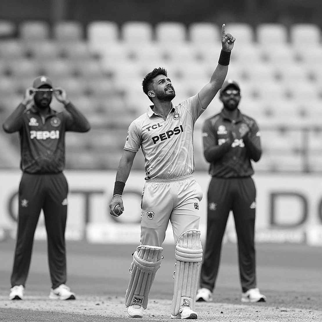 পাঁচ উইকেটের লেজার: দুবিন্দু রণতুঙ্গার ৫/৩৫ কোন স্তরের ক্রিকেট, আর স্কোরকার্ডের ফাঁক কী লুকিয়ে রেখেছে পাঁচ উইকেটের লেজার: দুবিন্দু রণতুঙ্গার ৫/৩৫ কোন স্তরের ক্রিকেট, আর স্কোরকার্ডের ফাঁক কী লুকিয়ে রেখেছে