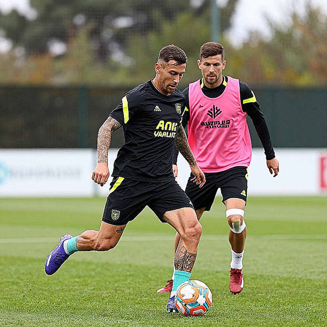 A Birthday in Linz and the Paper That Remains Unsigned: Santino Loza's Trial and the Math of the Multi-Club Pipeline A Birthday in Linz and the Paper That Remains Unsigned: Santino Loza's Trial and the Math of the Multi-Club Pipeline