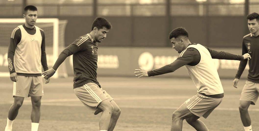 Chivas' Defensive Problem Is Three Names, Not a Formation