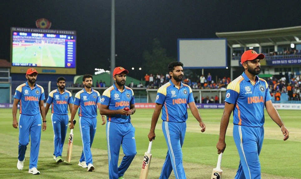 বাবরের ফর্ম নিয়ে প্রশ্ন নেই, প্রশ্নটা কনভার্শনে — ত্রি-দেশীয় সিরিজের চার ইনিংসের হিসাব