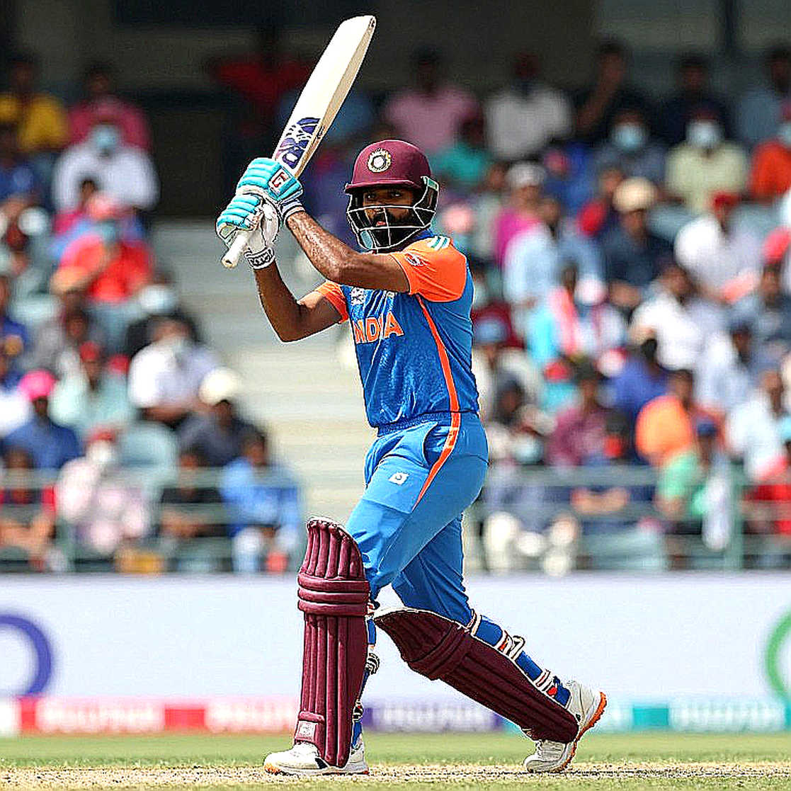 The Report With No Facts: What an Empty Field Teaches Cricket Analysis The Report With No Facts: What an Empty Field Teaches Cricket Analysis