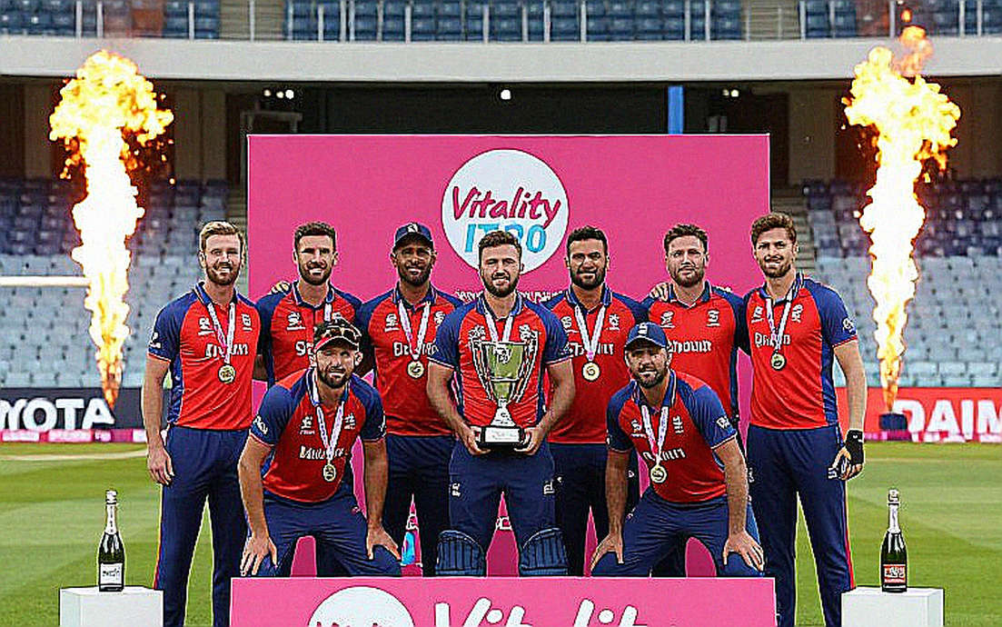 ১৬৯-এর পরেও যে প্রশ্ন খোলা রইল: শারজার শিরোপা আফগানিস্তানের সিলিং দেখাল, ফ্লোর নয় ১৬৯-এর পরেও যে প্রশ্ন খোলা রইল: শারজার শিরোপা আফগানিস্তানের সিলিং দেখাল, ফ্লোর নয়