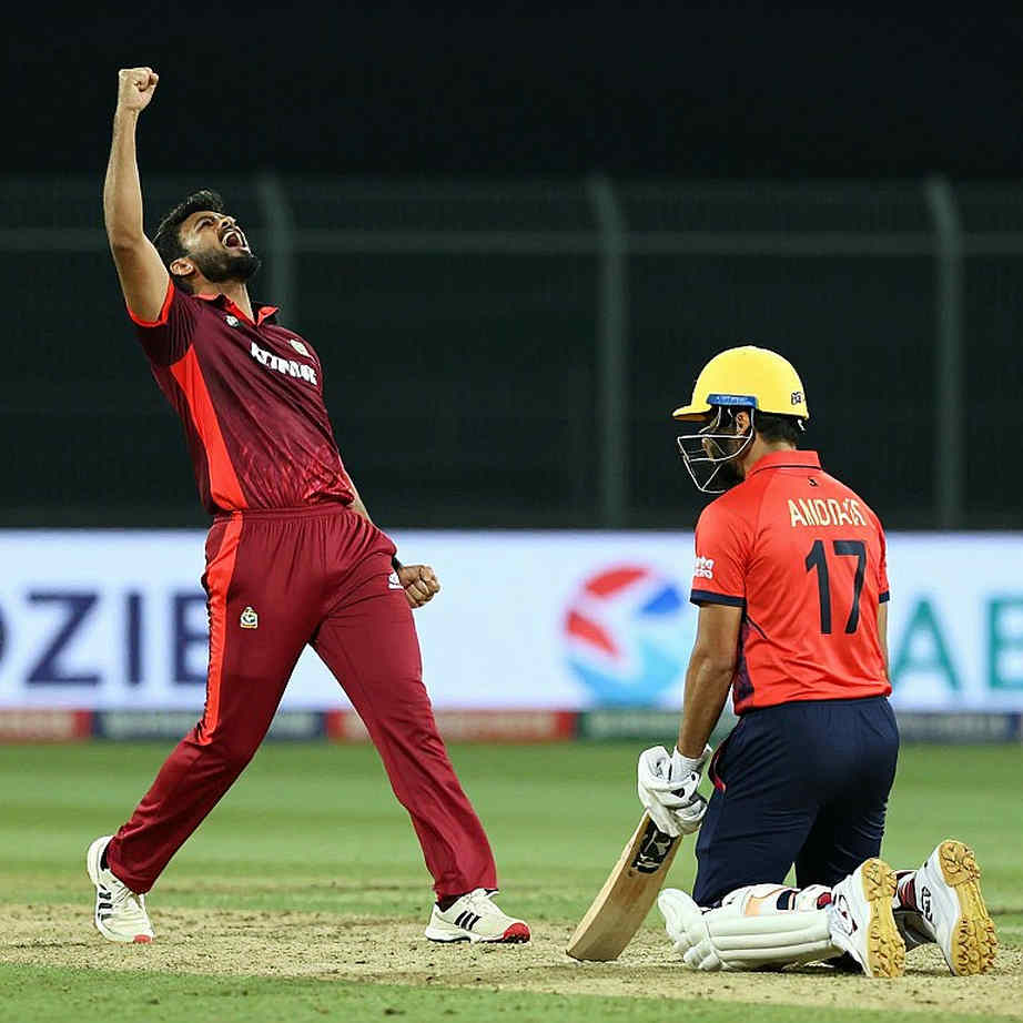 Boland Breaks South Africa's First Morning in Two Balls Boland Breaks South Africa's First Morning in Two Balls