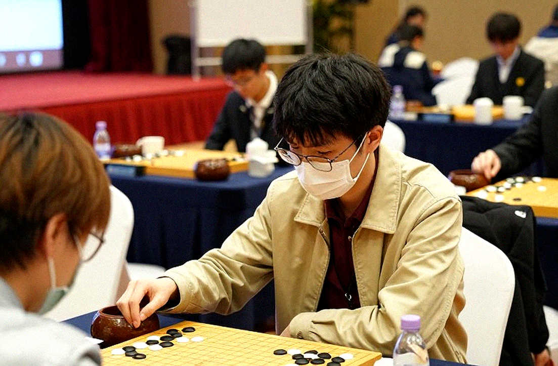 বোর্ডে খেলা নেই, তালিকাতেই সব: দাবা-প্রকাশনার ২২৫ নম্বর ফাইল