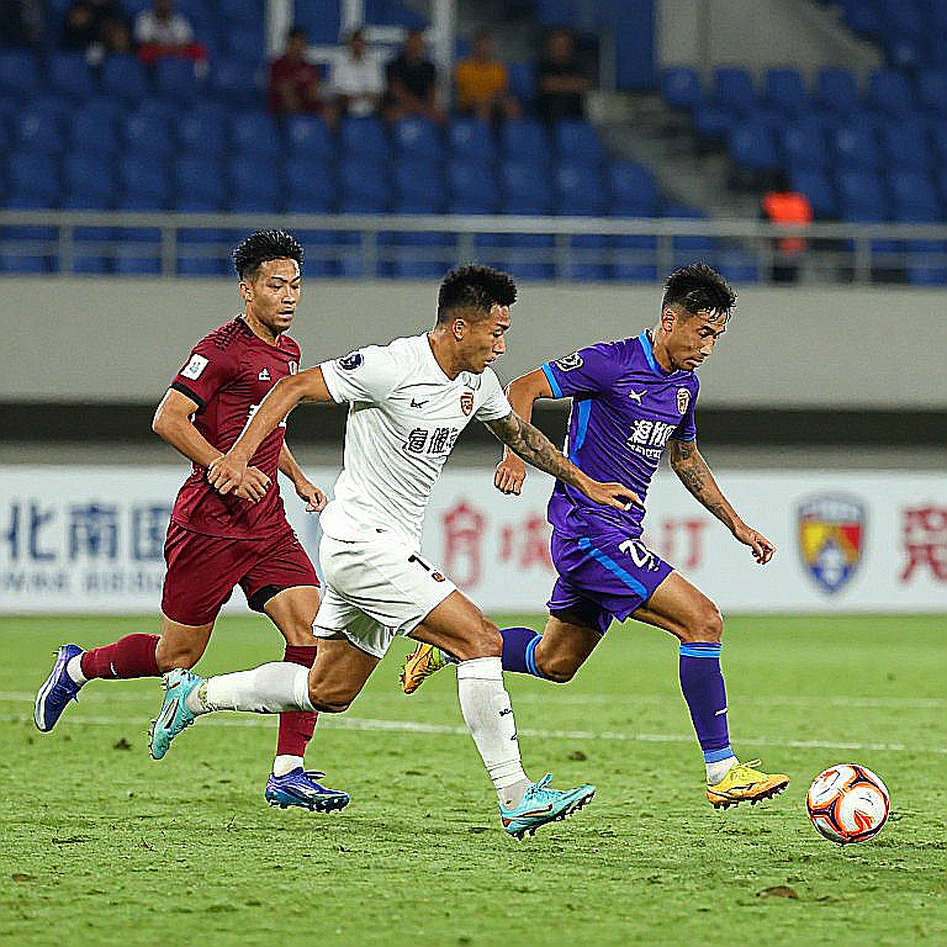 Persib Among the Nine Best Clubs Outside Europe: The Number That Mismeasures Football Persib Among the Nine Best Clubs Outside Europe: The Number That Mismeasures Football