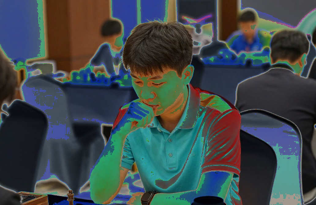 ইডব্লিউসি ২০২৭ কোয়ালিফায়ার: ৪০০ ইভেন্টের ফানেল, ১৮ লাখ খেলোয়াড় আর চেসের অস্পষ্ট ‘নতুন পথ’